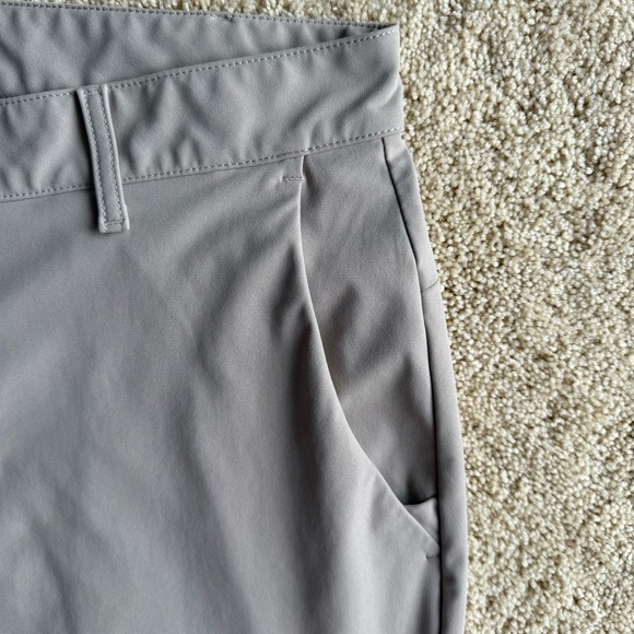 Fabletics Men’s Gray Performance Pants 35x30 Athletic Golf Stretch Lightweight - Picture 4 of 11